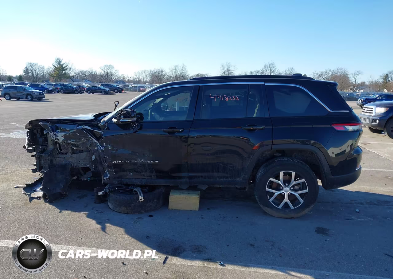 2024 Jeep Grand Cherokee Limited 4X4 VIN:1C4RJHBG9RC186985 - 15