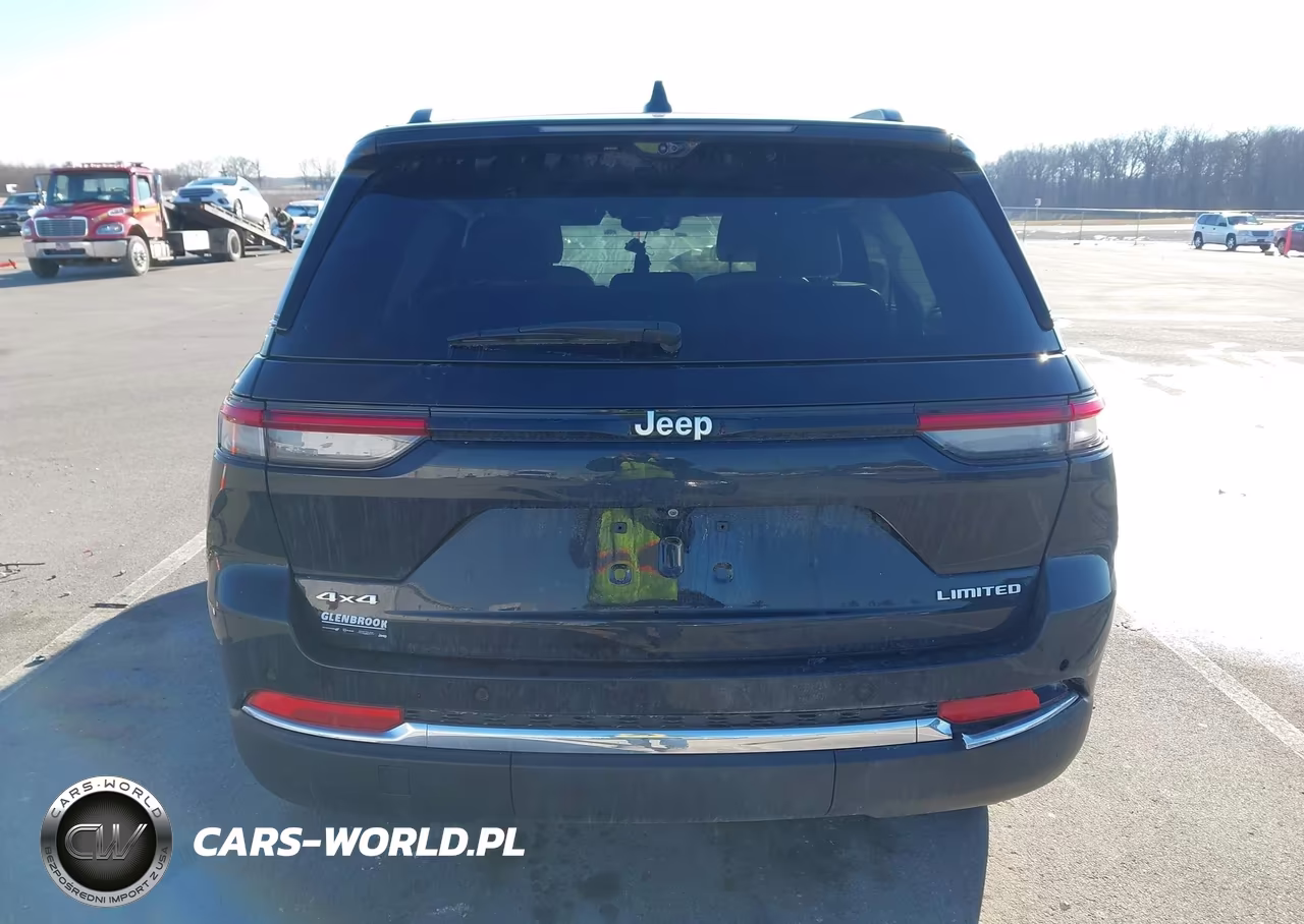 2024 Jeep Grand Cherokee Limited 4X4 VIN:1C4RJHBG9RC186985 - 17
