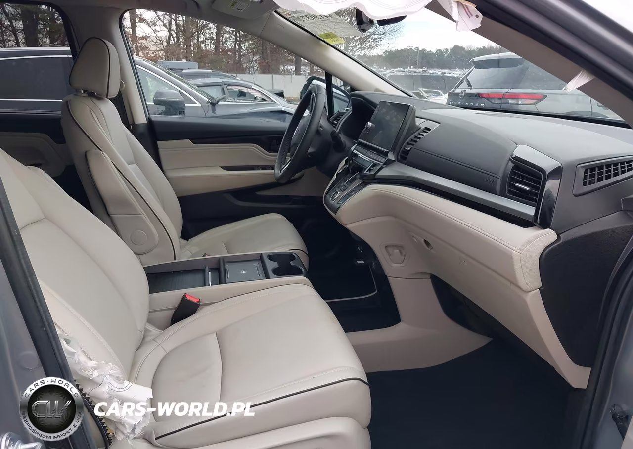2025 Honda Odyssey Touring VIN:5FNRL6H84SB028075 - 5