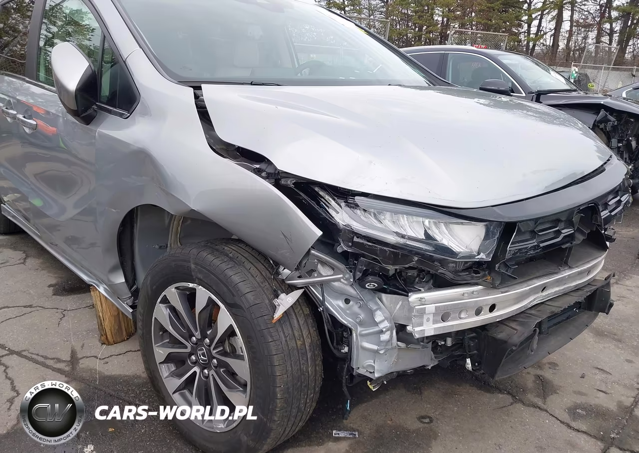 2025 Honda Odyssey Touring VIN:5FNRL6H84SB028075 - 6
