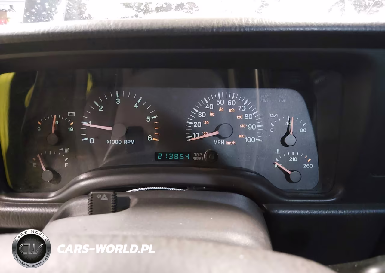 2000 Jeep Cherokee Sport VIN:1J4FF48S8YL136810 - 7