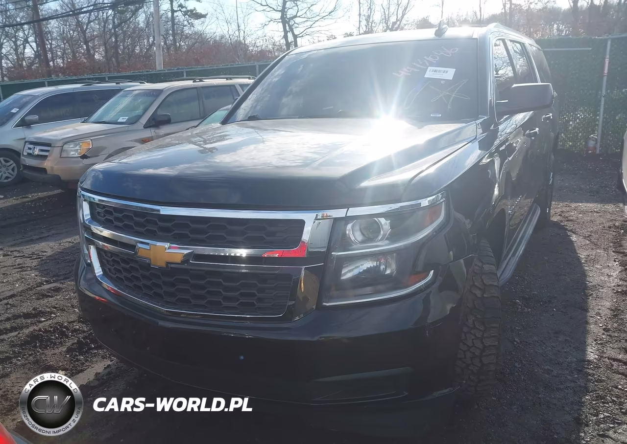 2017 Chevrolet Suburban Lt VIN:1GNSKHKC3HR196961 - 11