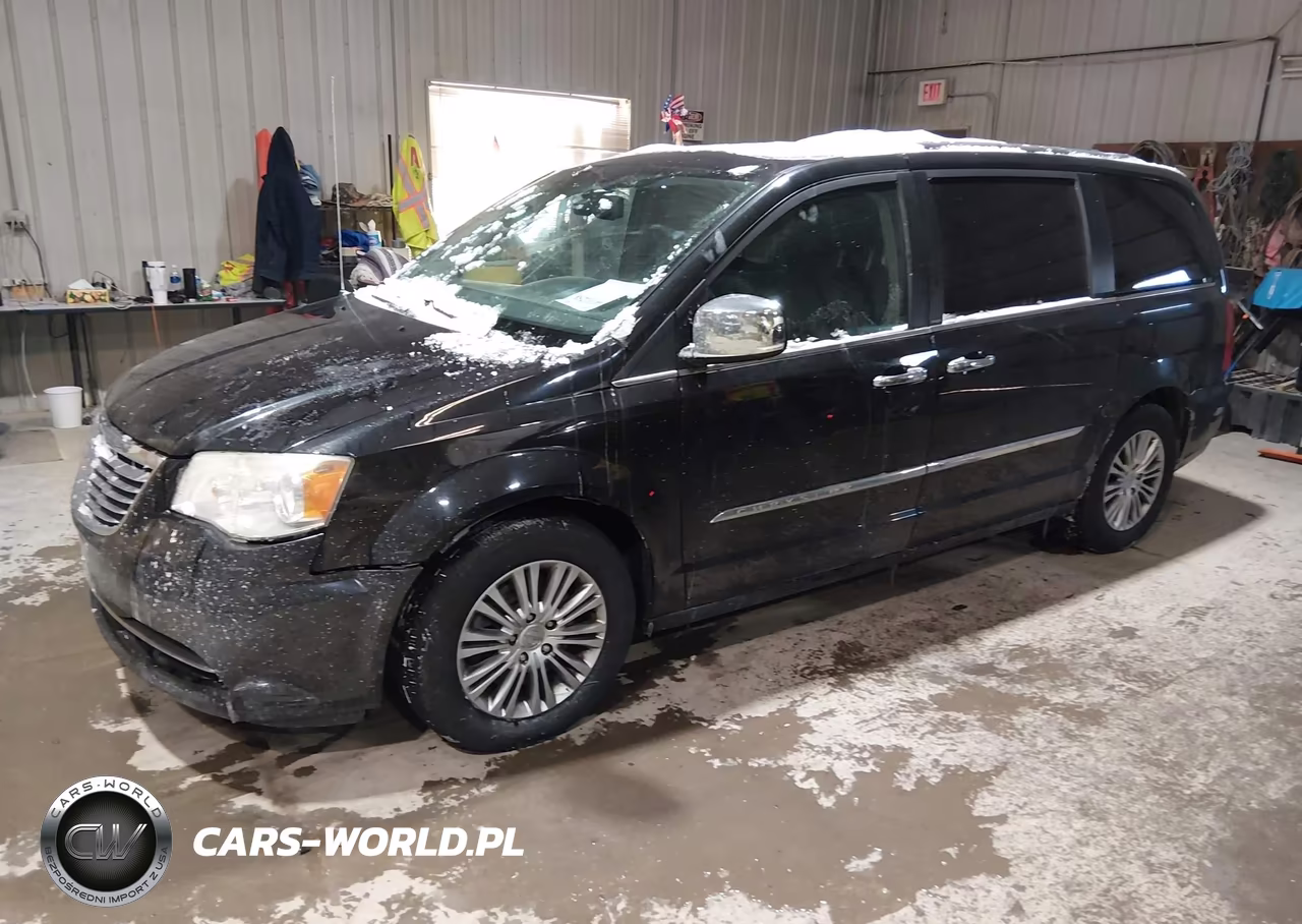 2013 Chrysler Town & Country Touring-L VIN:2C4RC1CG7DR590223 - 2