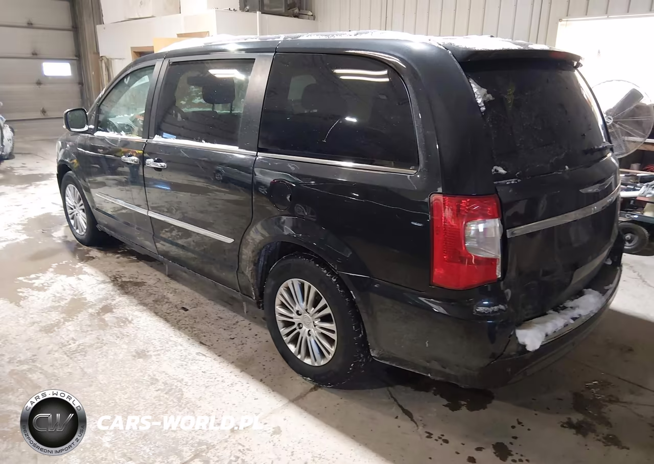 2013 Chrysler Town & Country Touring-L VIN:2C4RC1CG7DR590223 - 3