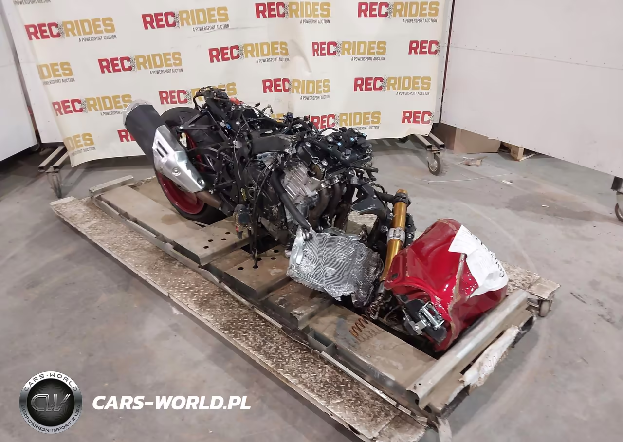 2025 Suzuki Gsx-R1000 R – zdjęcie 1 z 12