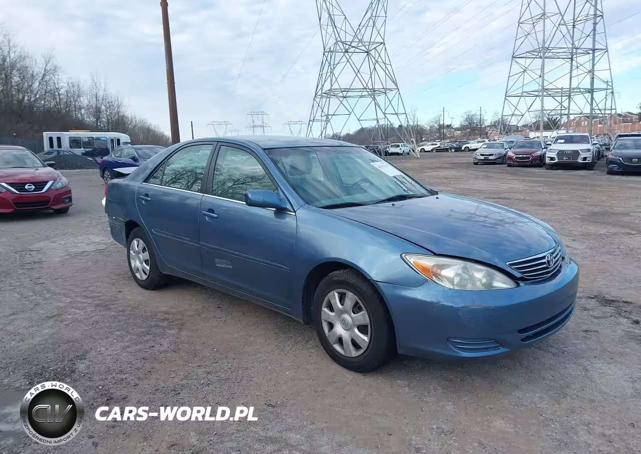 2004 Toyota Camry Le