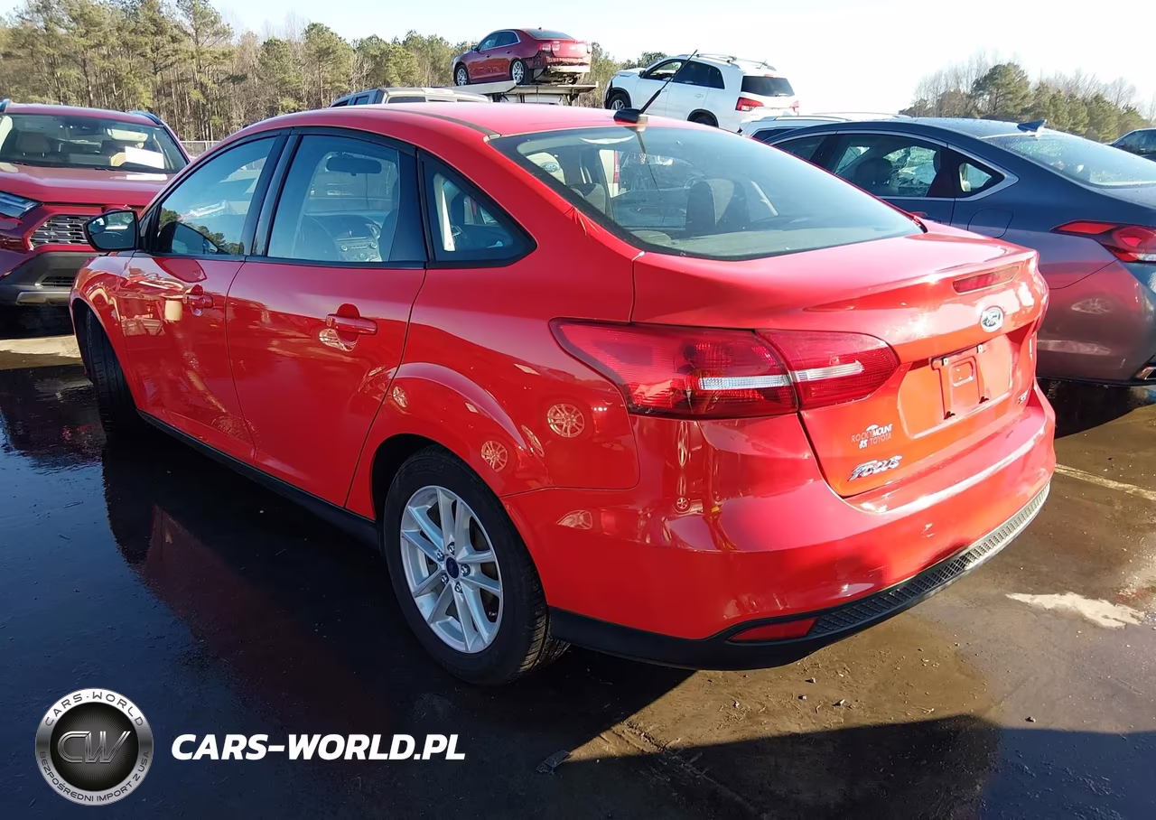 2017 Ford Focus Se VIN:1FADP3F29HL259691 - 3