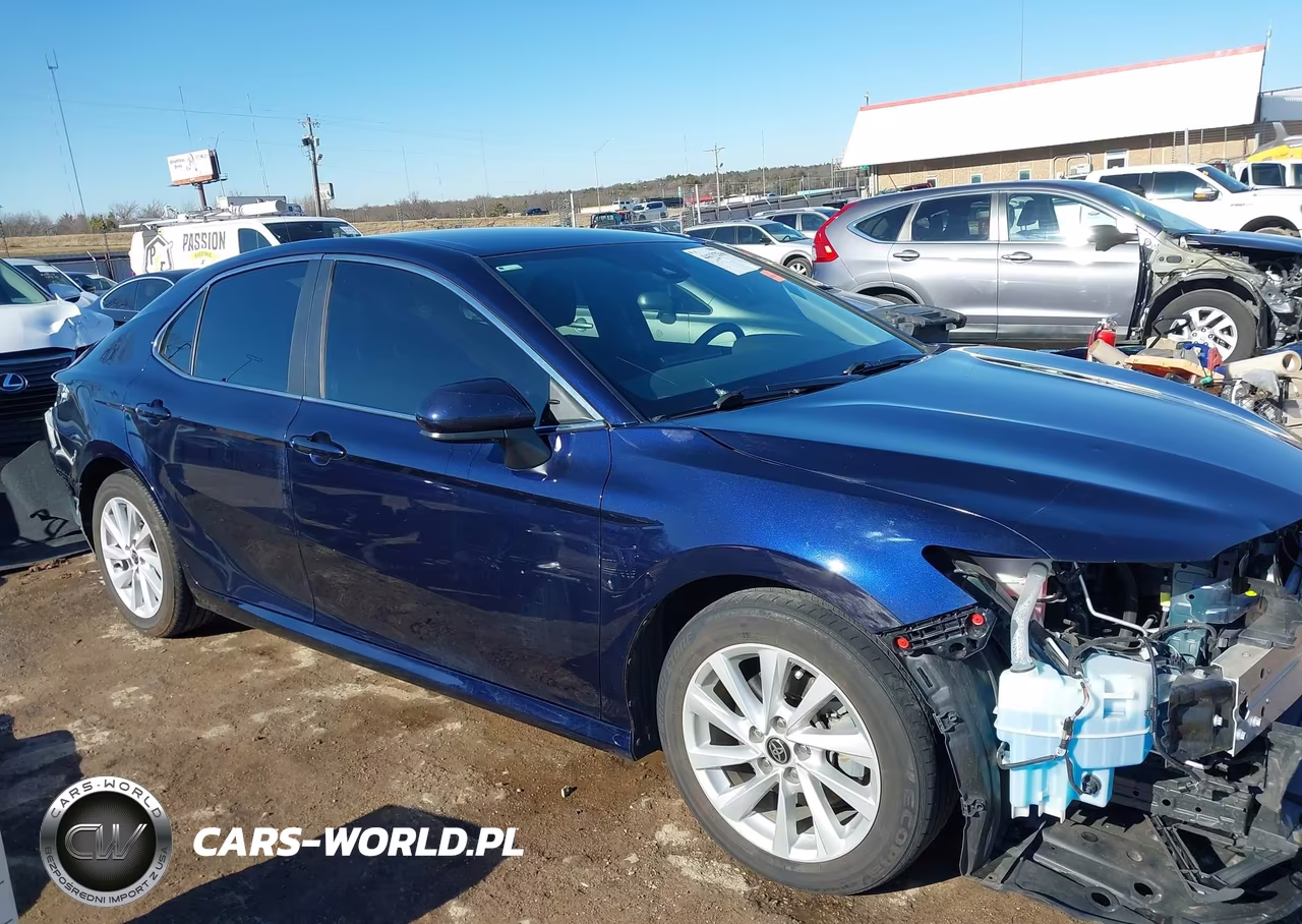 2021 Toyota Camry Le VIN:4T1C11AKXMU406541 - 14