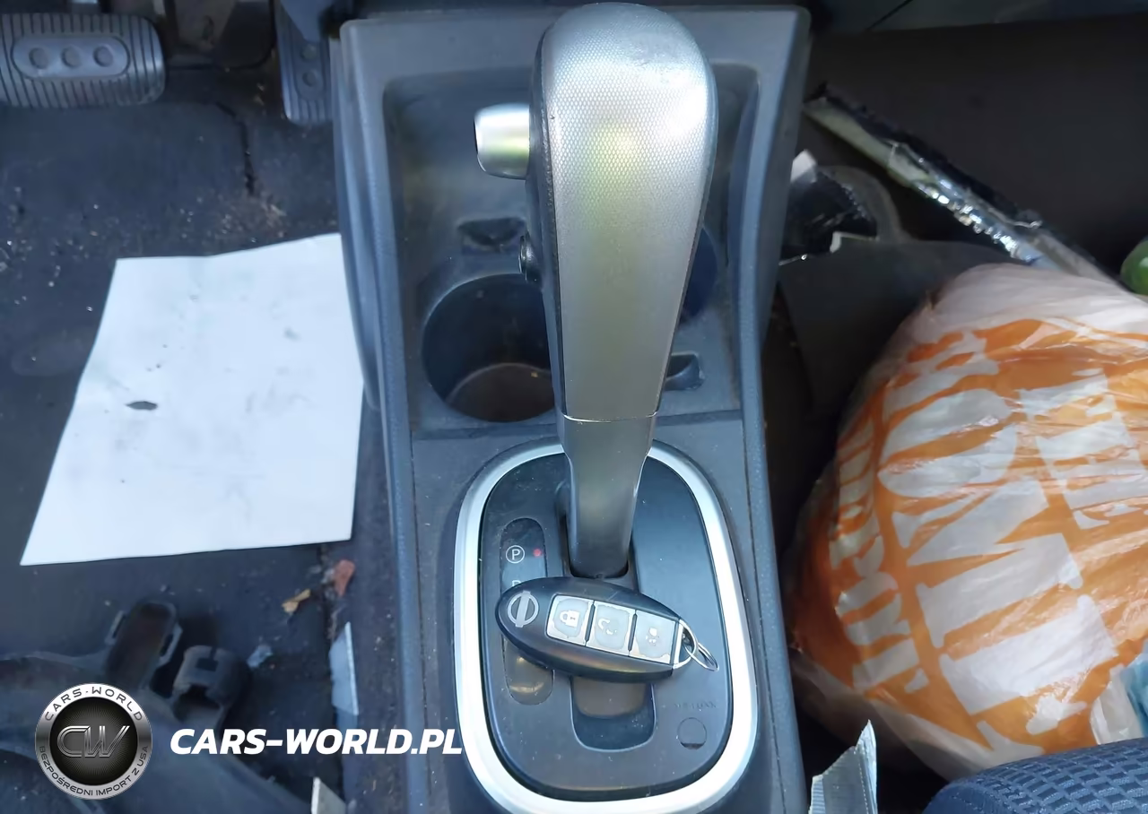 2008 Nissan Versa 1.8Sl VIN:3N1BC13E18L419361 - 11