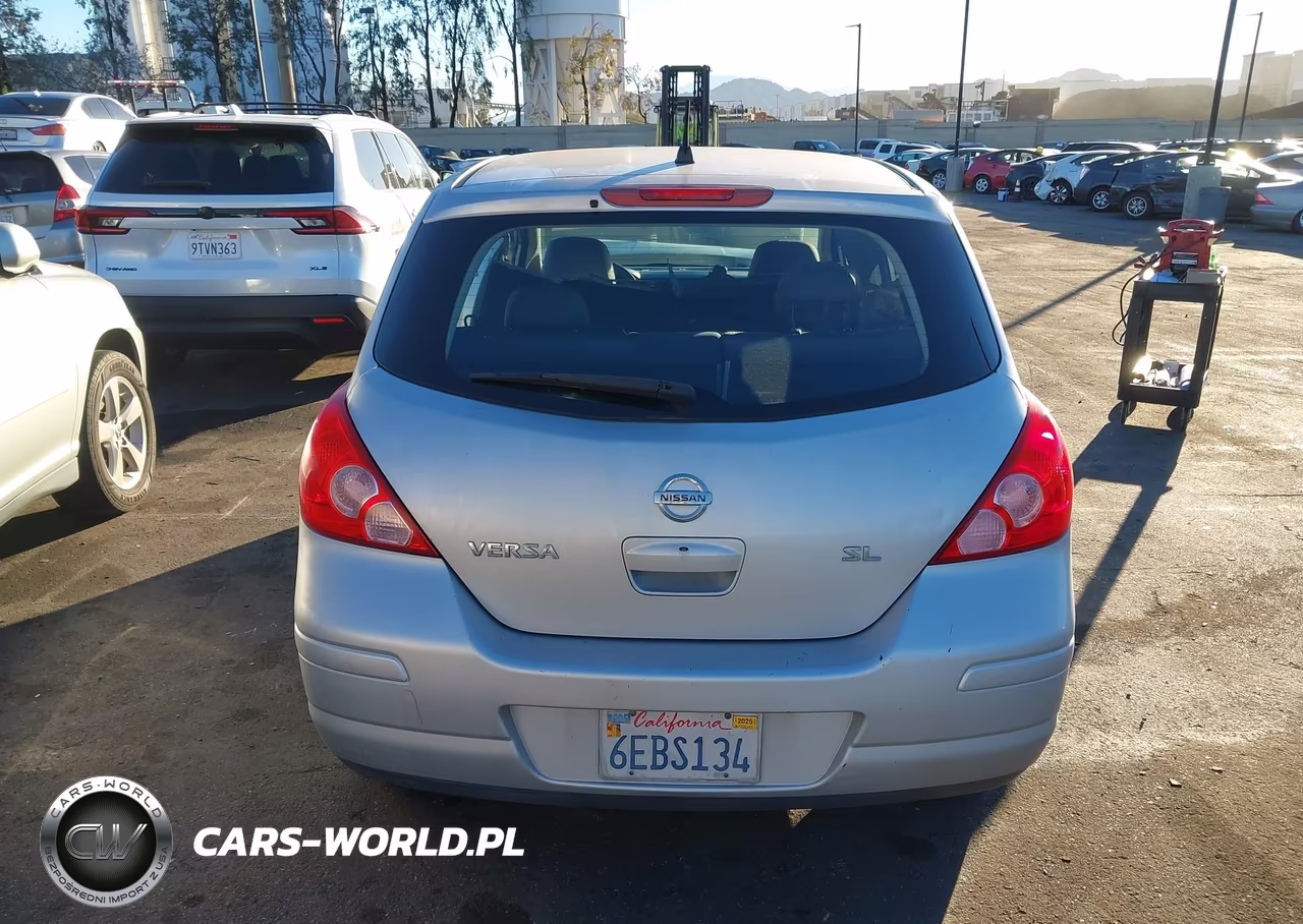 2008 Nissan Versa 1.8Sl VIN:3N1BC13E18L419361 - 14