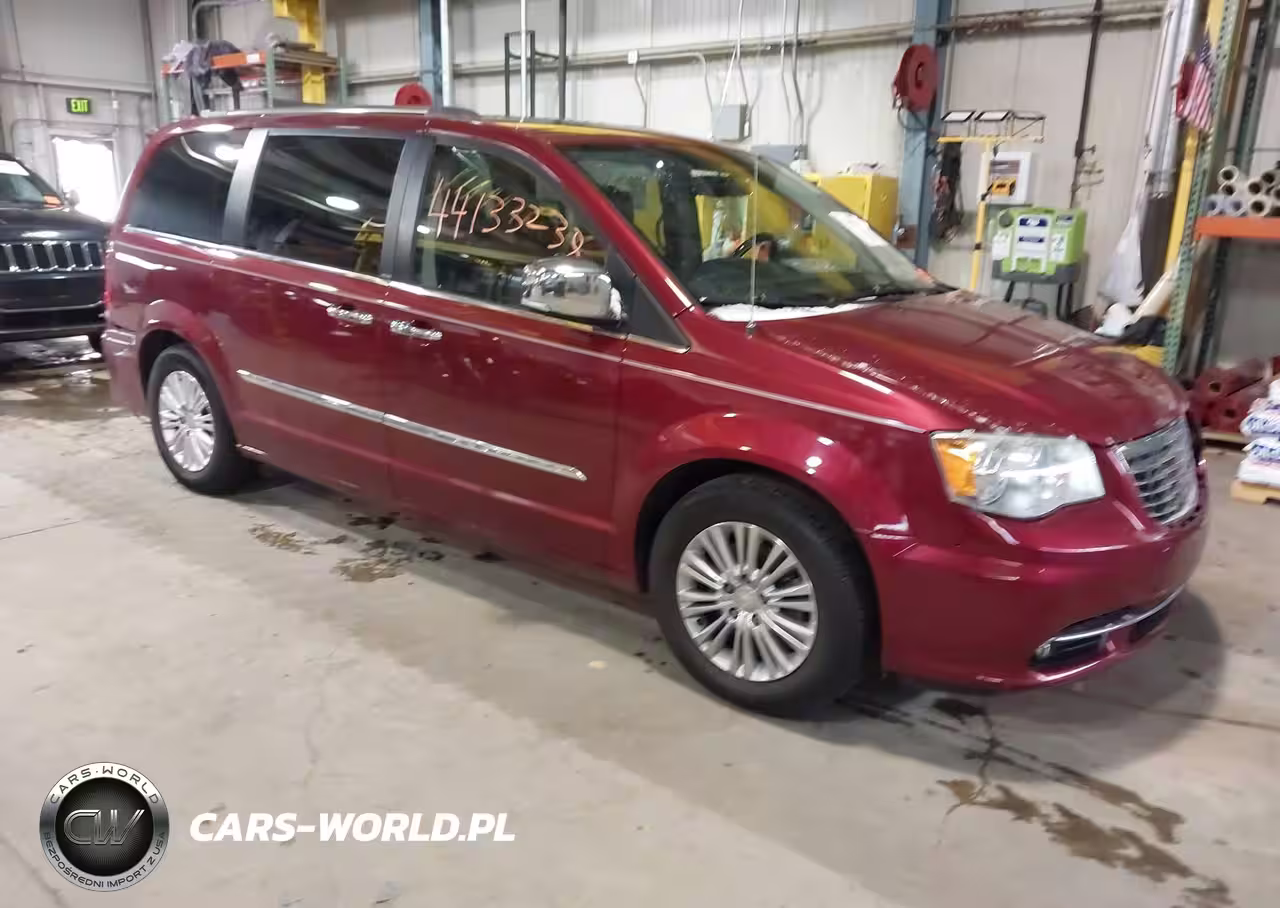 2012 Chrysler Town & Country Limited