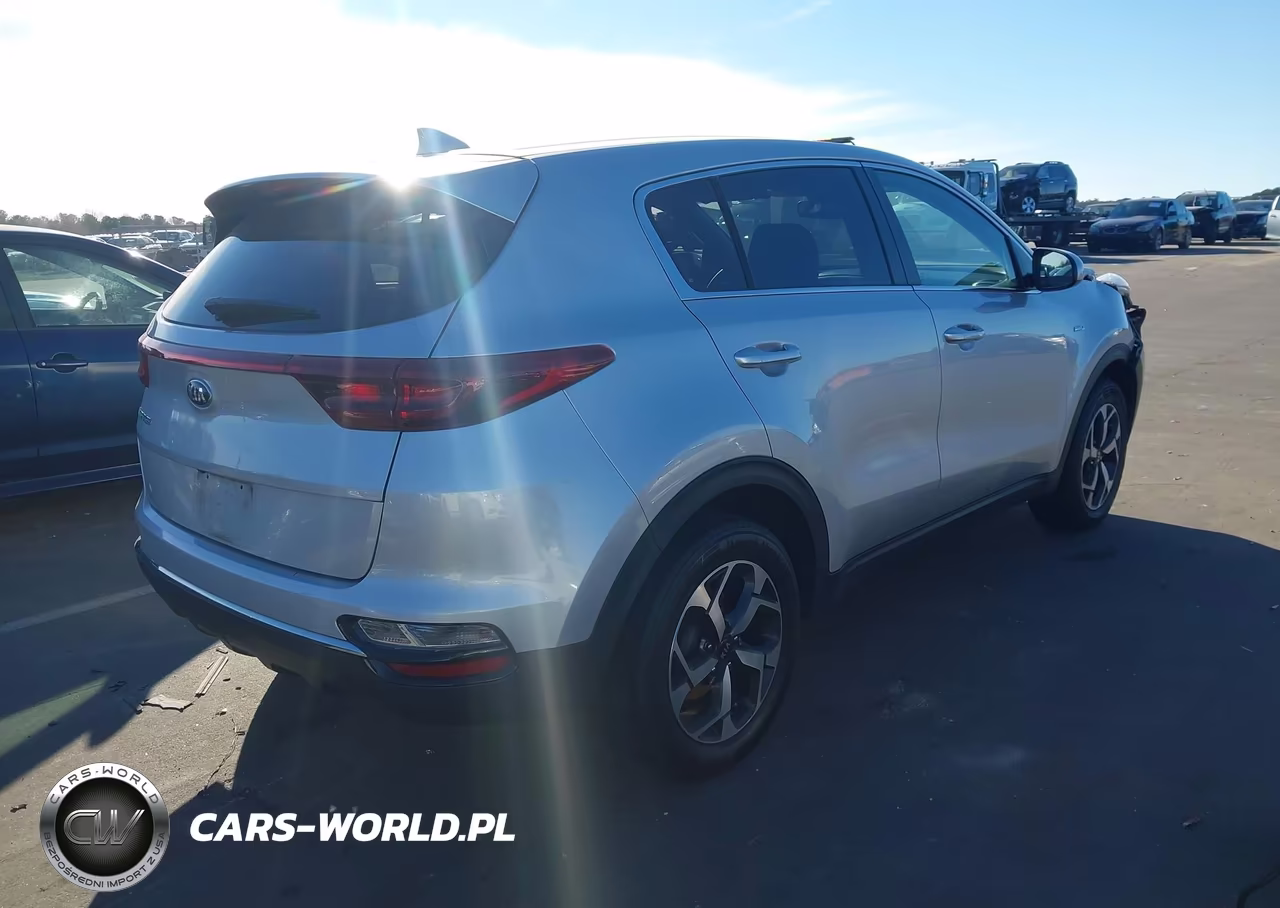 2020 Kia Sportage Lx VIN:KNDPMCAC4L7737825 - 4