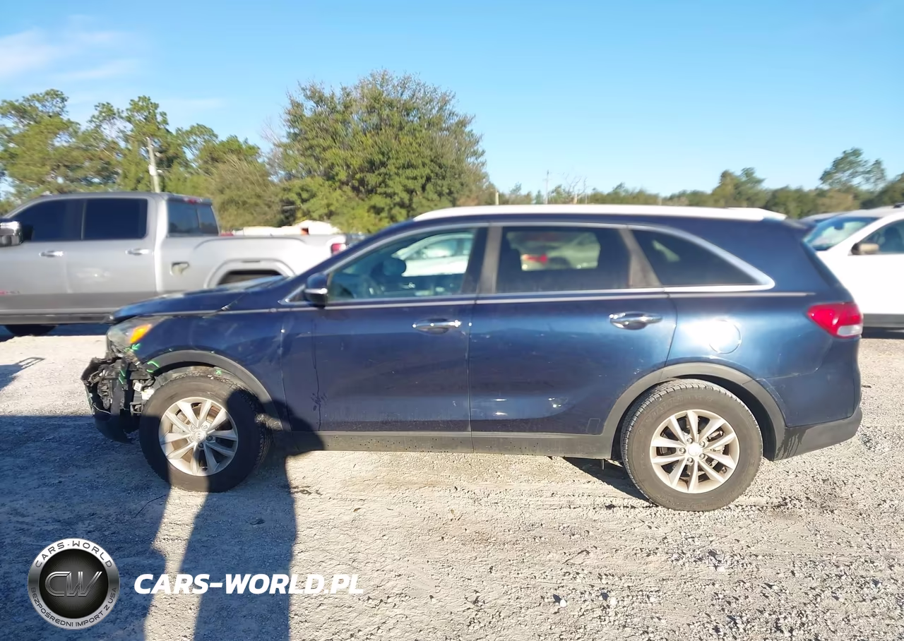 2018 Kia Sorento 3.3L Lx VIN:5XYPG4A53JG372617 - 14