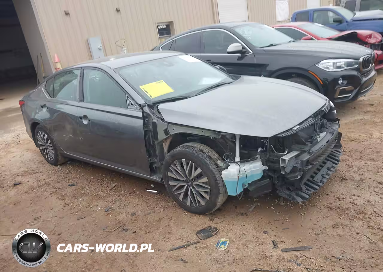 2024 Nissan Altima Sv Fwd