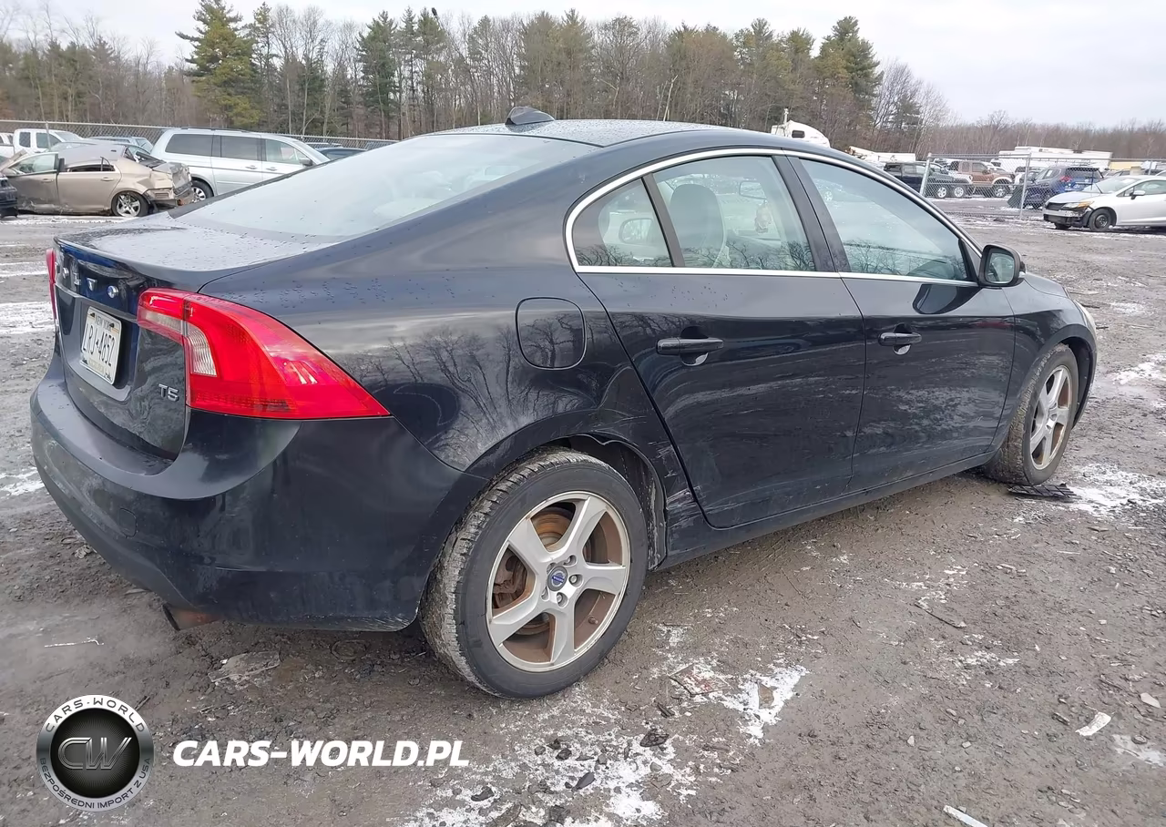 2012 Volvo S60 T5 VIN:YV1622FS1C2139453 - 4