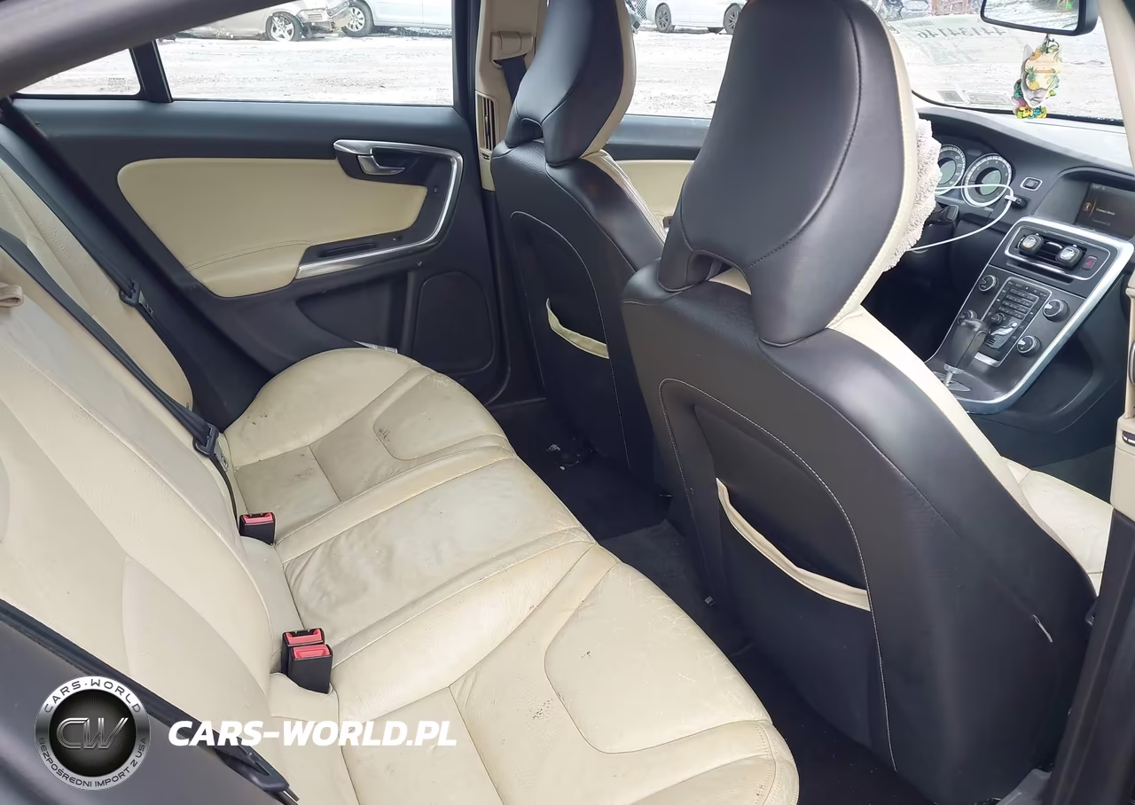 2012 Volvo S60 T5 VIN:YV1622FS1C2139453 - 8