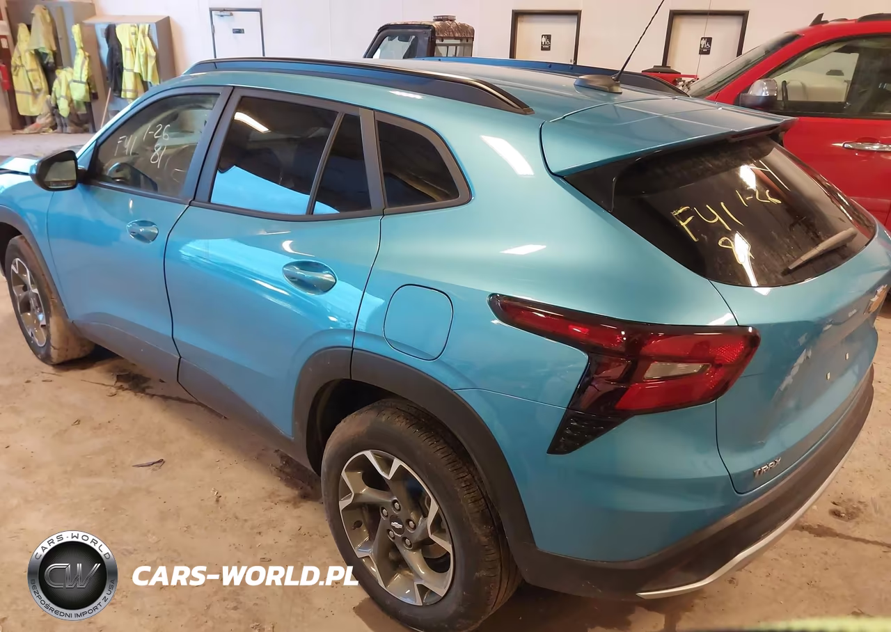 2025 Chevrolet Trax Fwd Lt VIN:KL77LHEP2SC037981 - 3