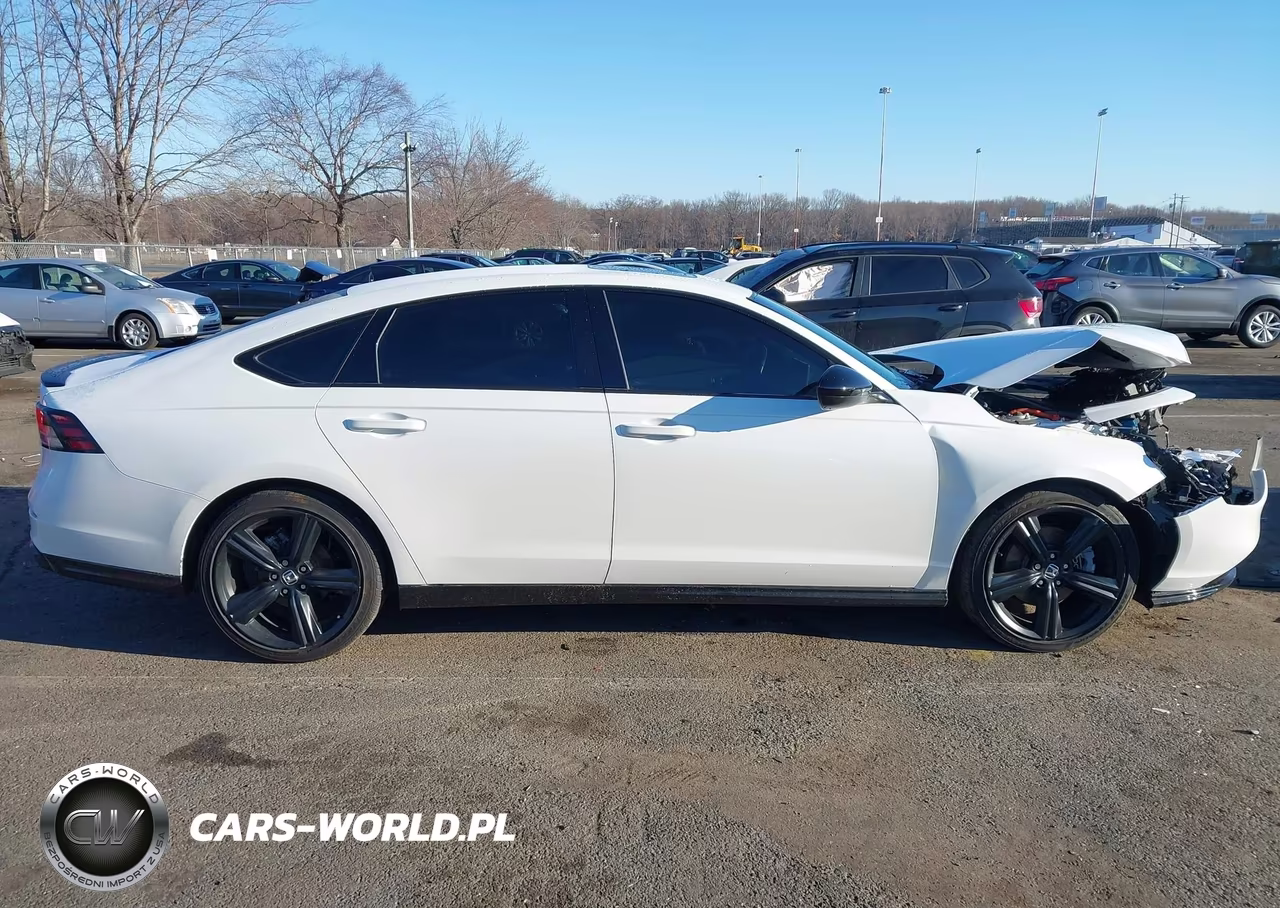 2025 Honda Accord Hybrid Sport-L VIN:1HGCY2F77SA020329 - 13