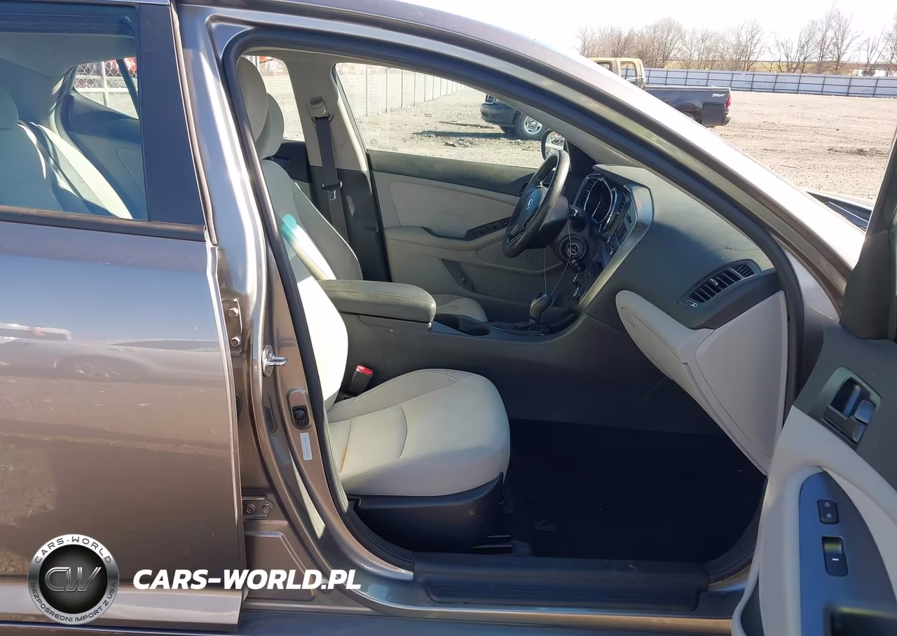 2013 Kia Optima Lx VIN:5XXGM4A70DG181871 - 5