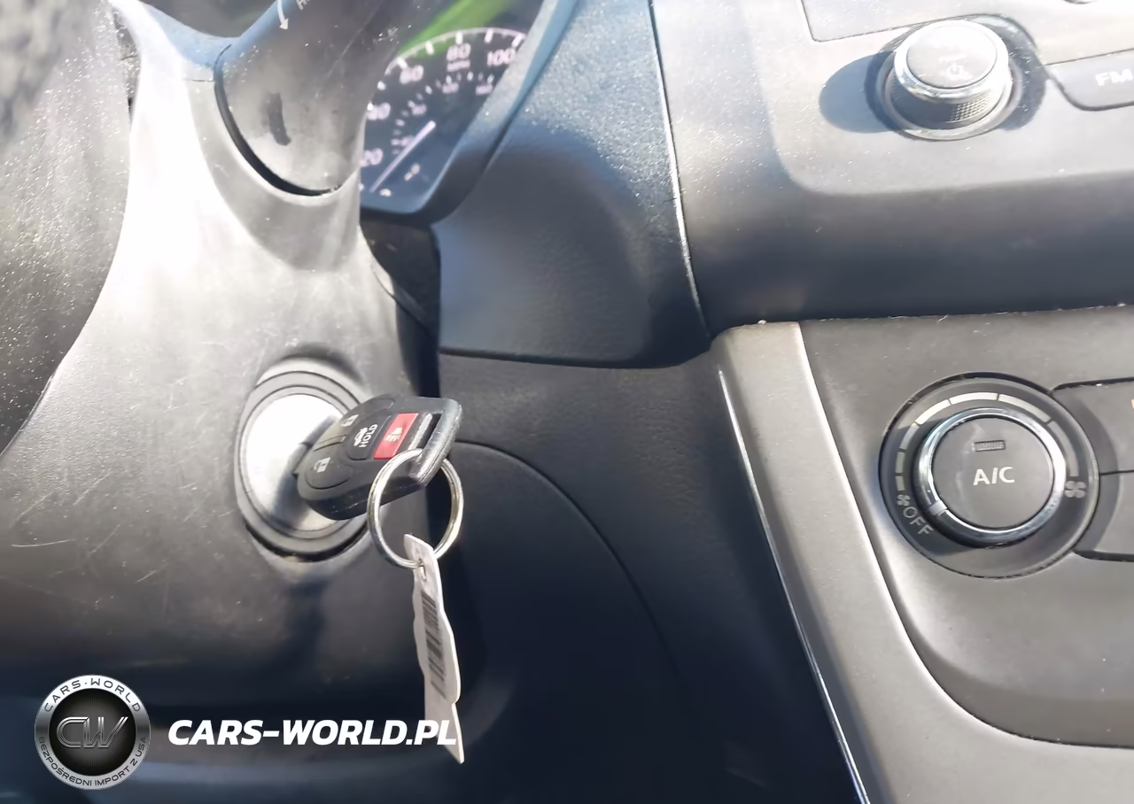 2013 Nissan Sentra S VIN:3N1AB7AP7DL796857 - 11