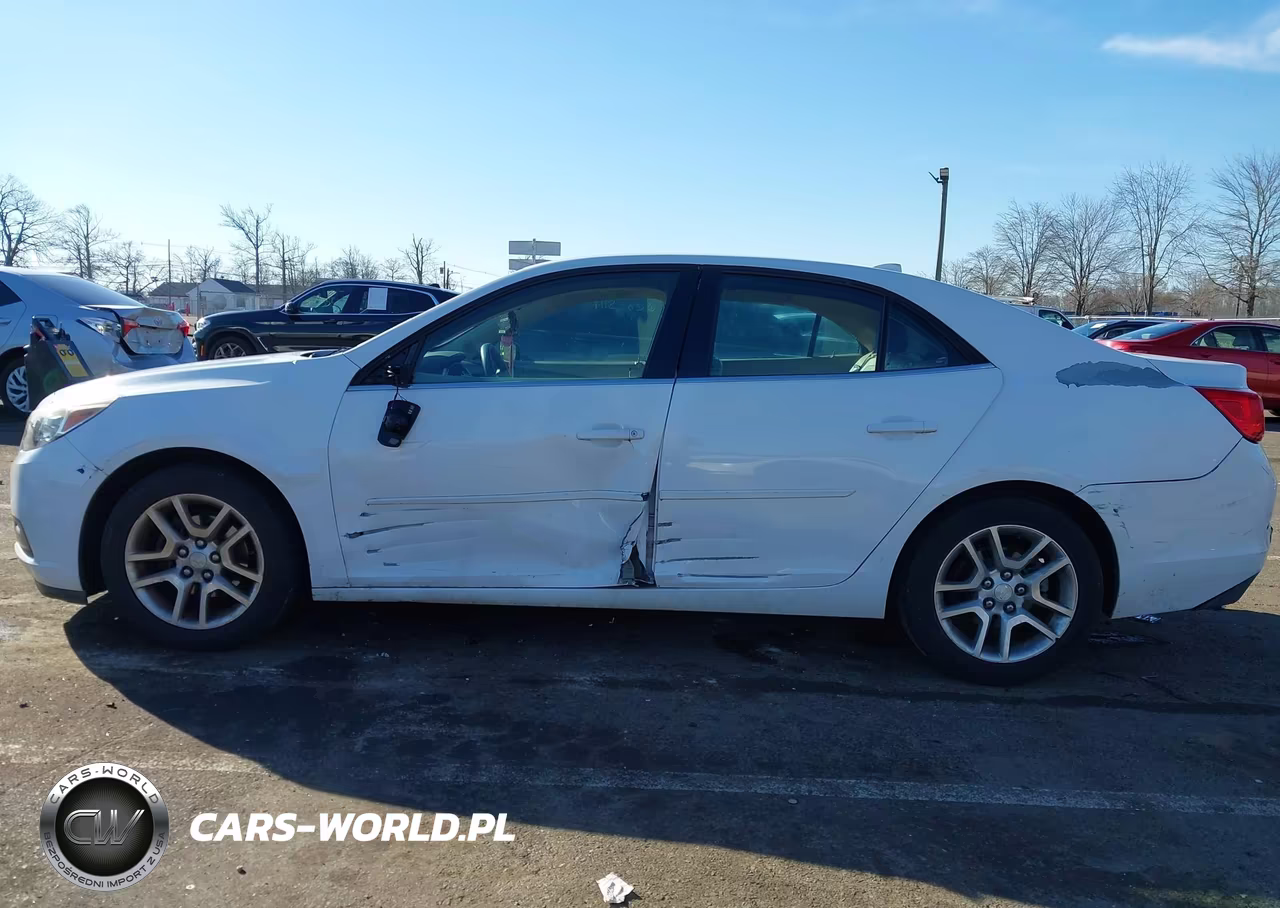 2013 Chevrolet Malibu 1Lt VIN:1G11C5SA3DF350037 - 13