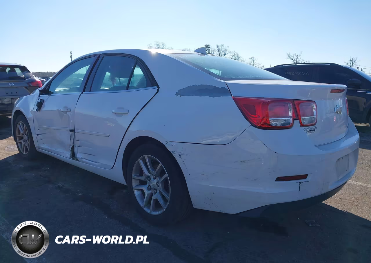 2013 Chevrolet Malibu 1Lt VIN:1G11C5SA3DF350037 - 3