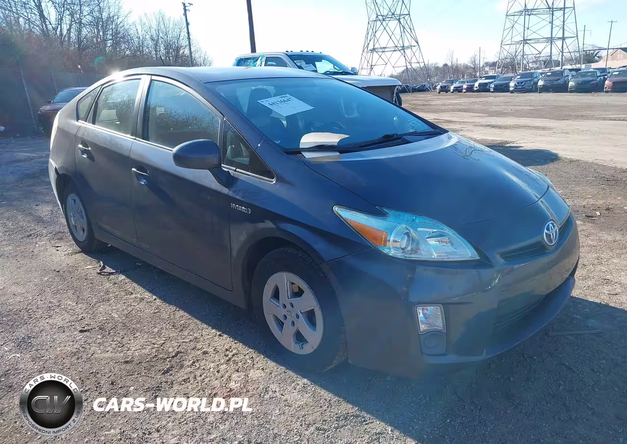 2011 Toyota Prius Two
