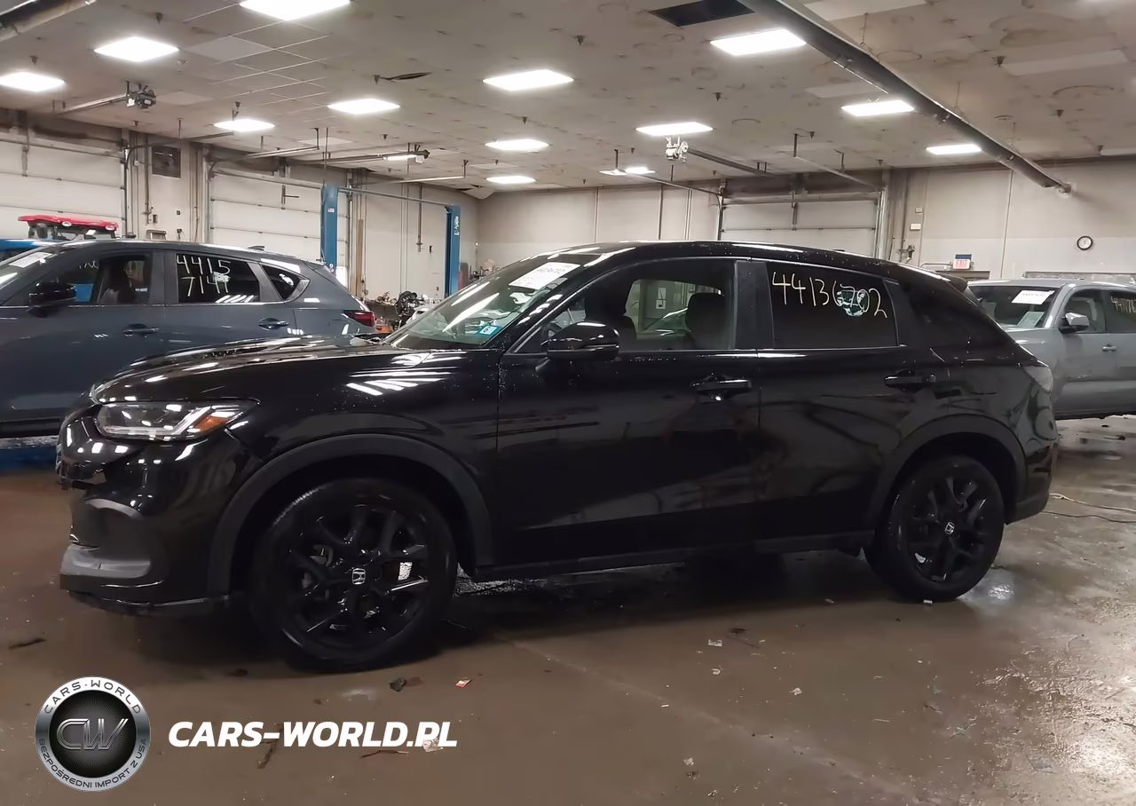 2025 Honda Hr-V Awd Sport VIN:3CZRZ2H58SM775701 - 14