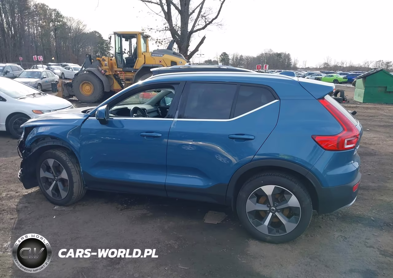 2023 Volvo Xc40 B5 Plus Bright Theme VIN:YV4L12UNXP2939177 - 14