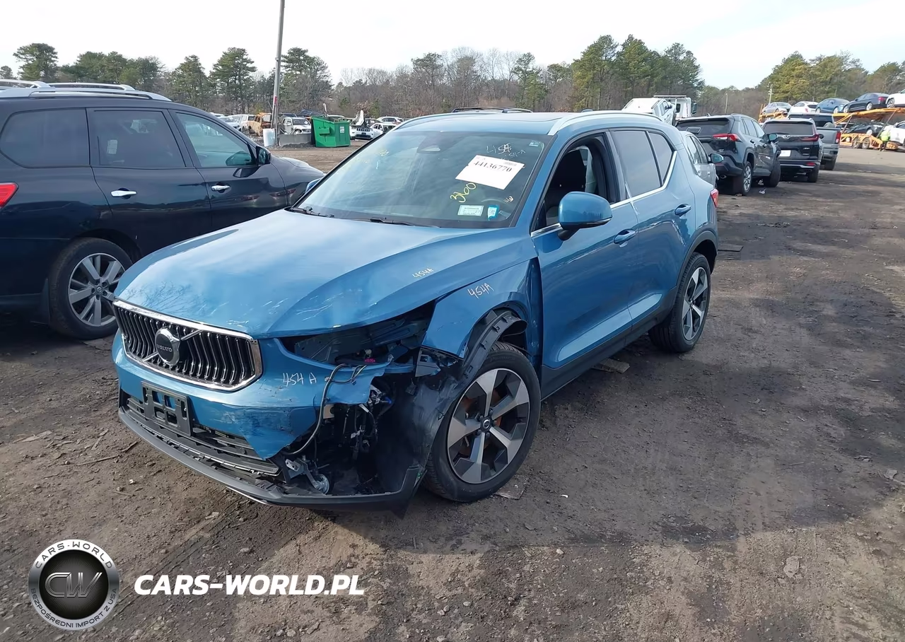 2023 Volvo Xc40 B5 Plus Bright Theme VIN:YV4L12UNXP2939177 - 2