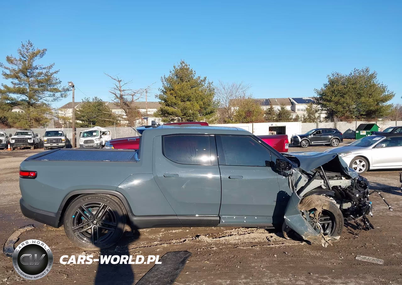 2026 Rivian R1T VIN:7FCTGAAP4TN043560 - 12