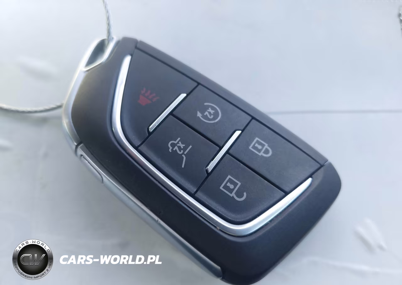 2026 Cadillac Vistiq Luxury VIN:1GYC3KMLXTZ703751 - 11