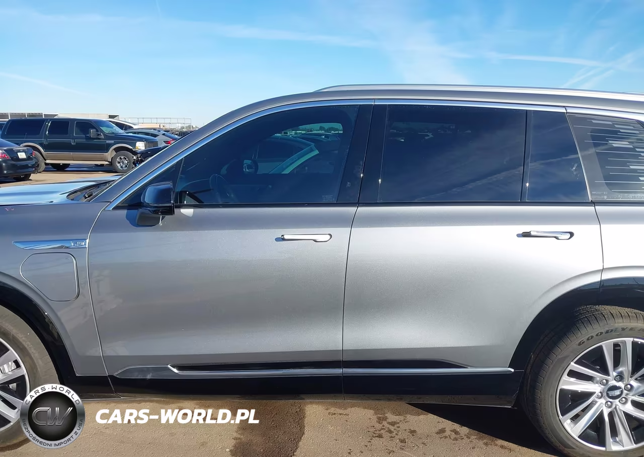 2026 Cadillac Vistiq Luxury VIN:1GYC3KMLXTZ703751 - 15