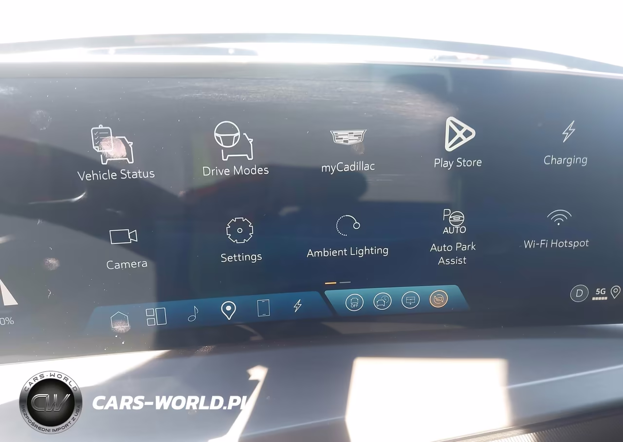 2026 Cadillac Vistiq Luxury VIN:1GYC3KMLXTZ703751 - 19