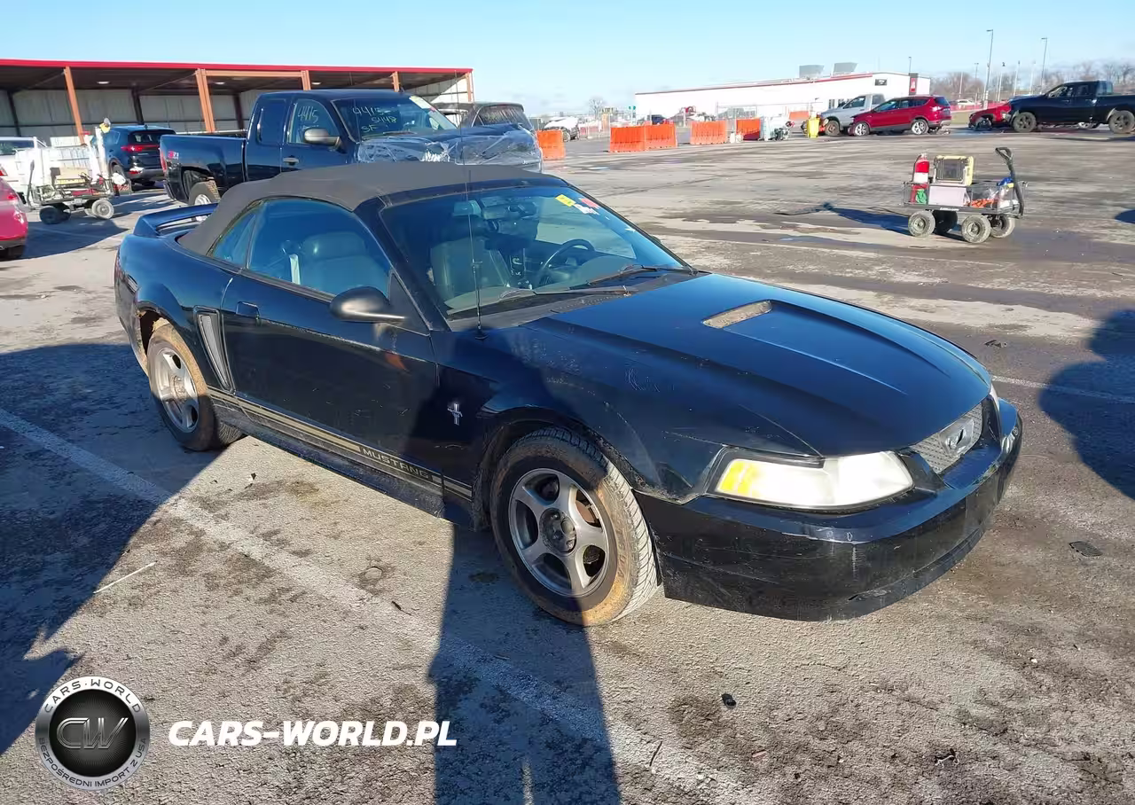 2000 Ford Mustang