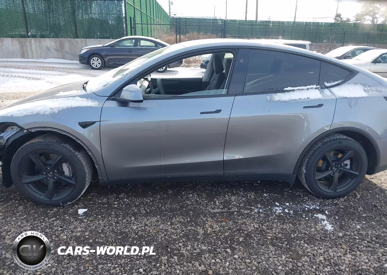 2026 Tesla Model Y Long Range Launch Series-Premium All-Wheel Drive VIN:7SAYGDEE0TA479326 - 14
