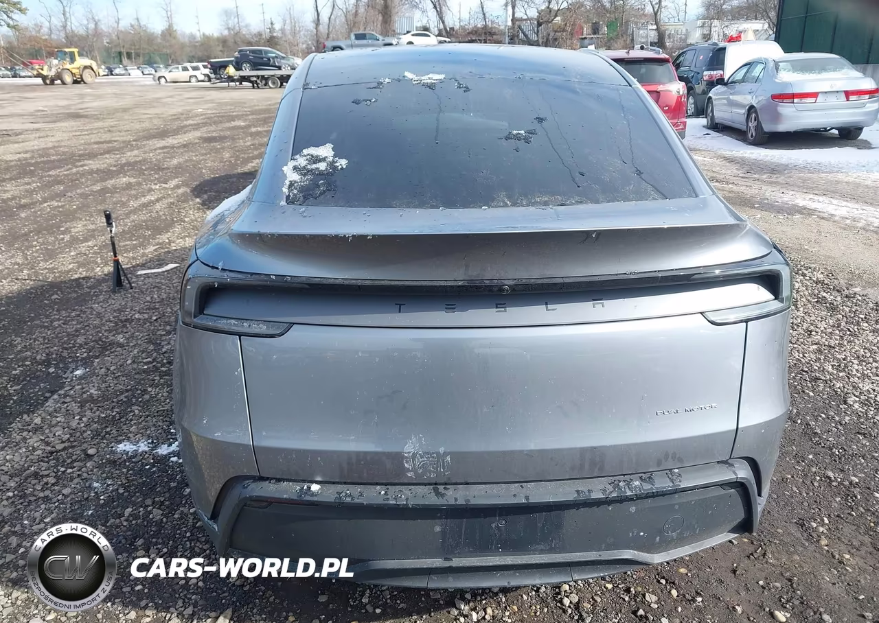 2026 Tesla Model Y Long Range Launch Series-Premium All-Wheel Drive VIN:7SAYGDEE0TA479326 - 16
