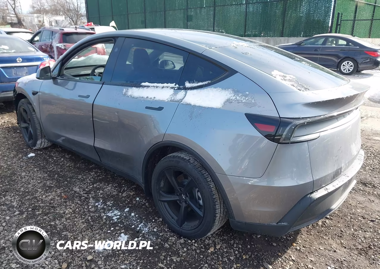 2026 Tesla Model Y Long Range Launch Series-Premium All-Wheel Drive VIN:7SAYGDEE0TA479326 - 3