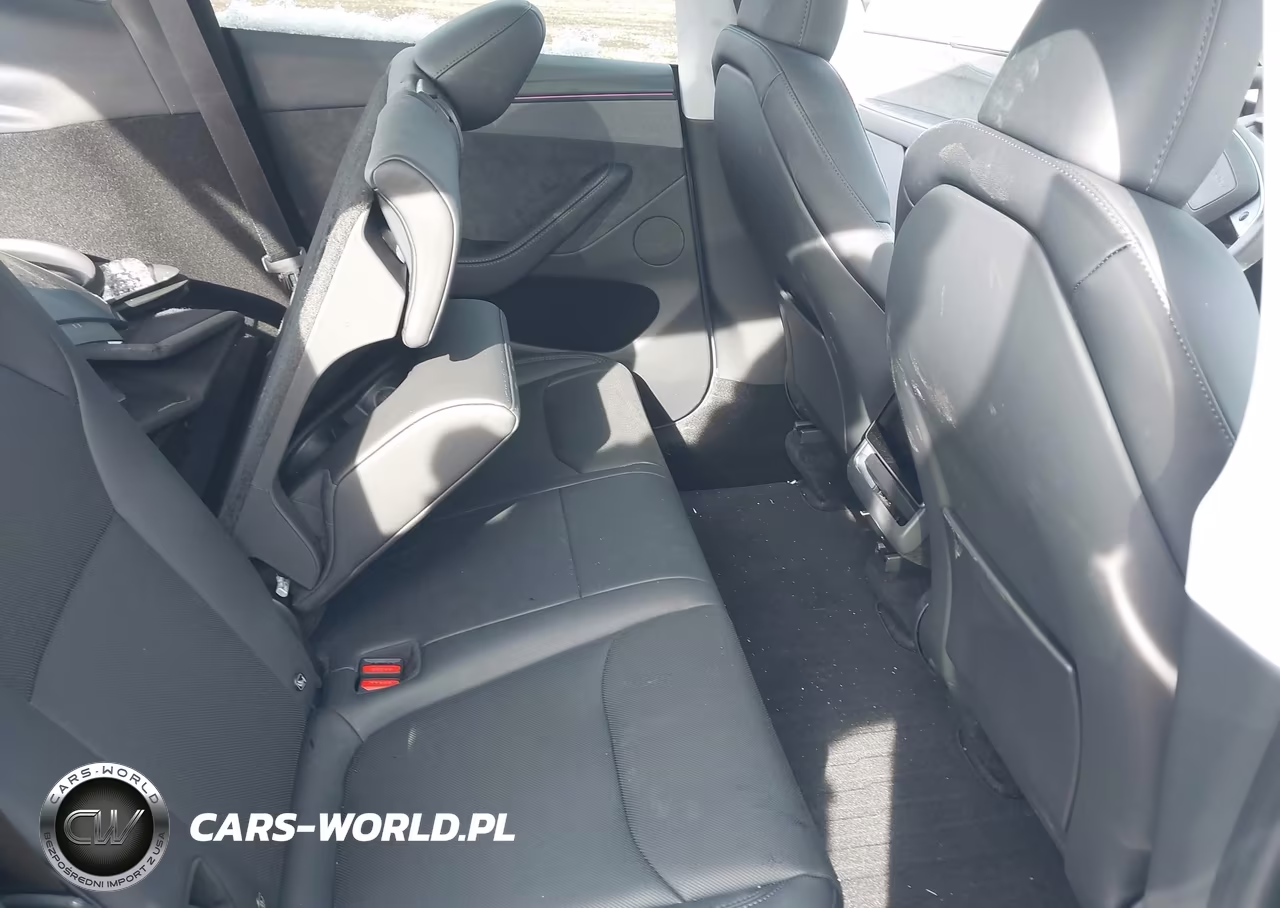 2026 Tesla Model Y Long Range Launch Series-Premium All-Wheel Drive VIN:7SAYGDEE0TA479326 - 8