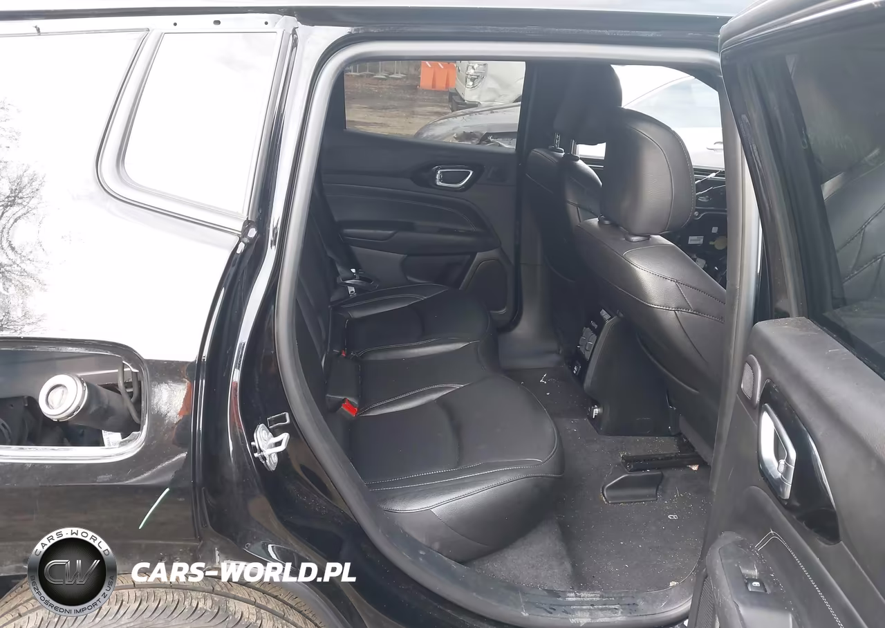 2024 Jeep Compass Limited 4X4 VIN:3C4NJDCN0RT105364 - 8