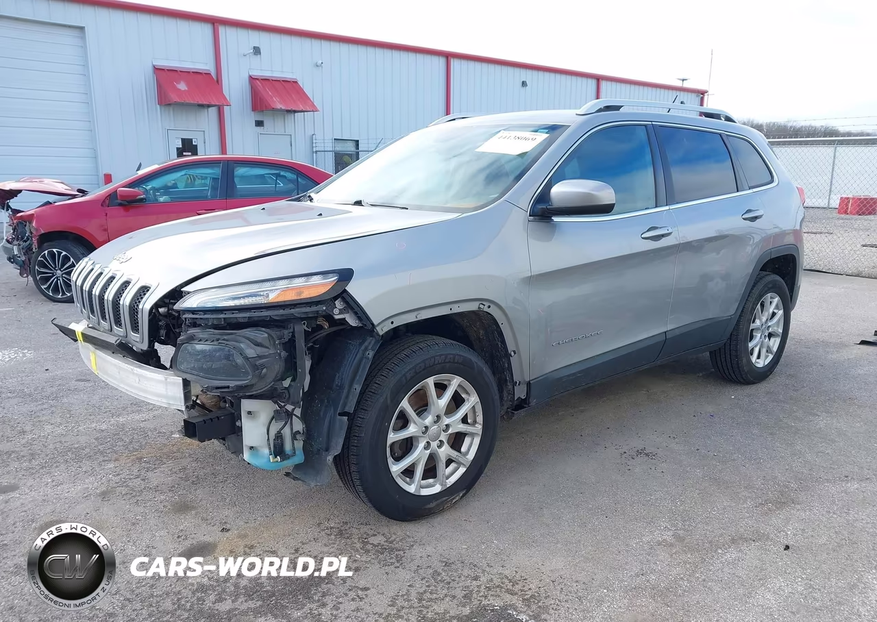2015 Jeep Cherokee Latitude VIN:1C4PJMCSXFW529722 - 2