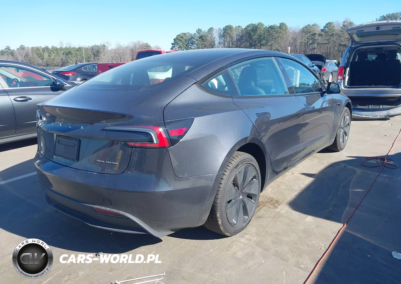 2025 Tesla Model 3 Long Range All-Wheel Drive VIN:5YJ3E1EB0SF902523 - 4
