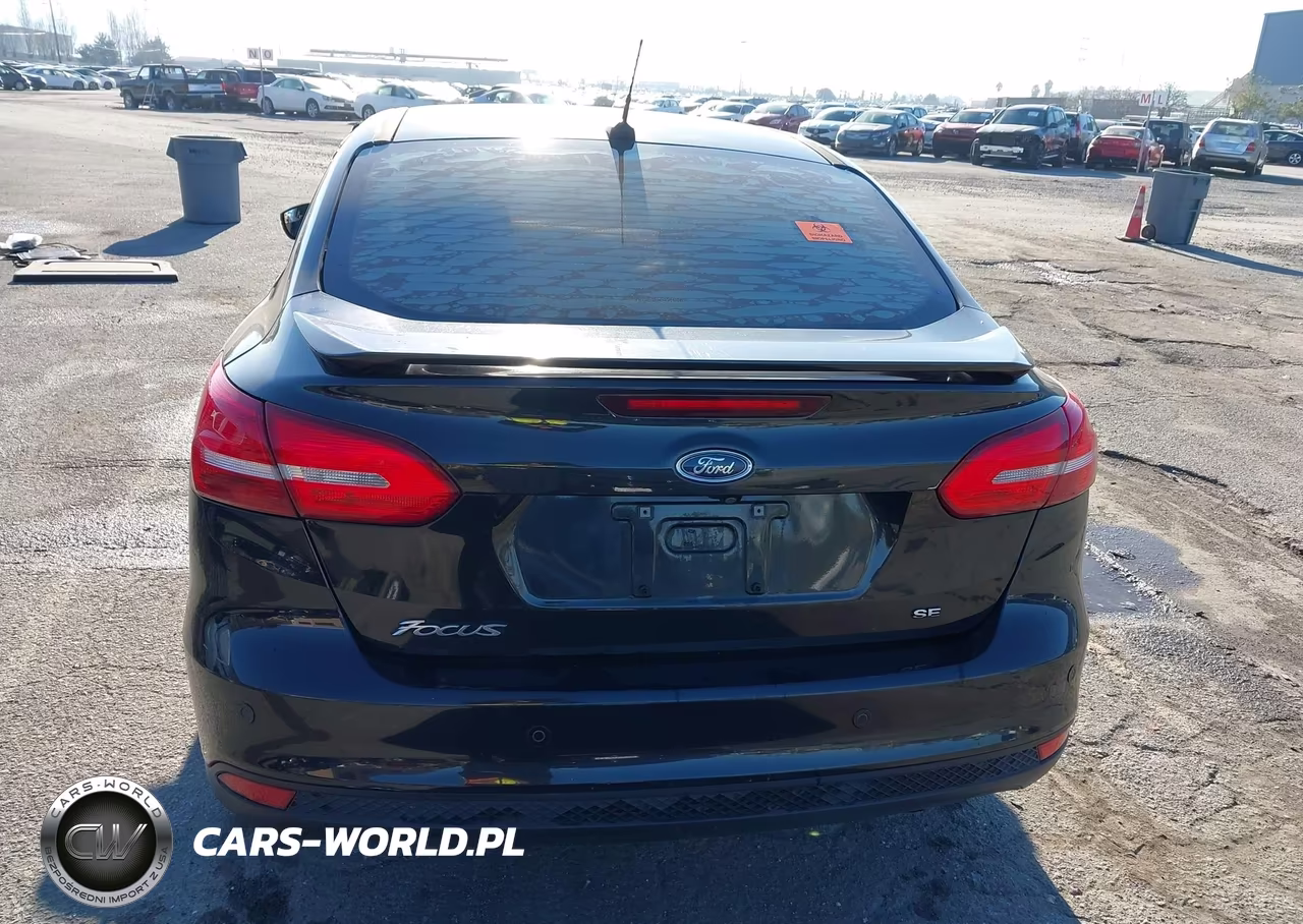 2015 Ford Focus Se VIN:1FADP3F23FL380598 - 16
