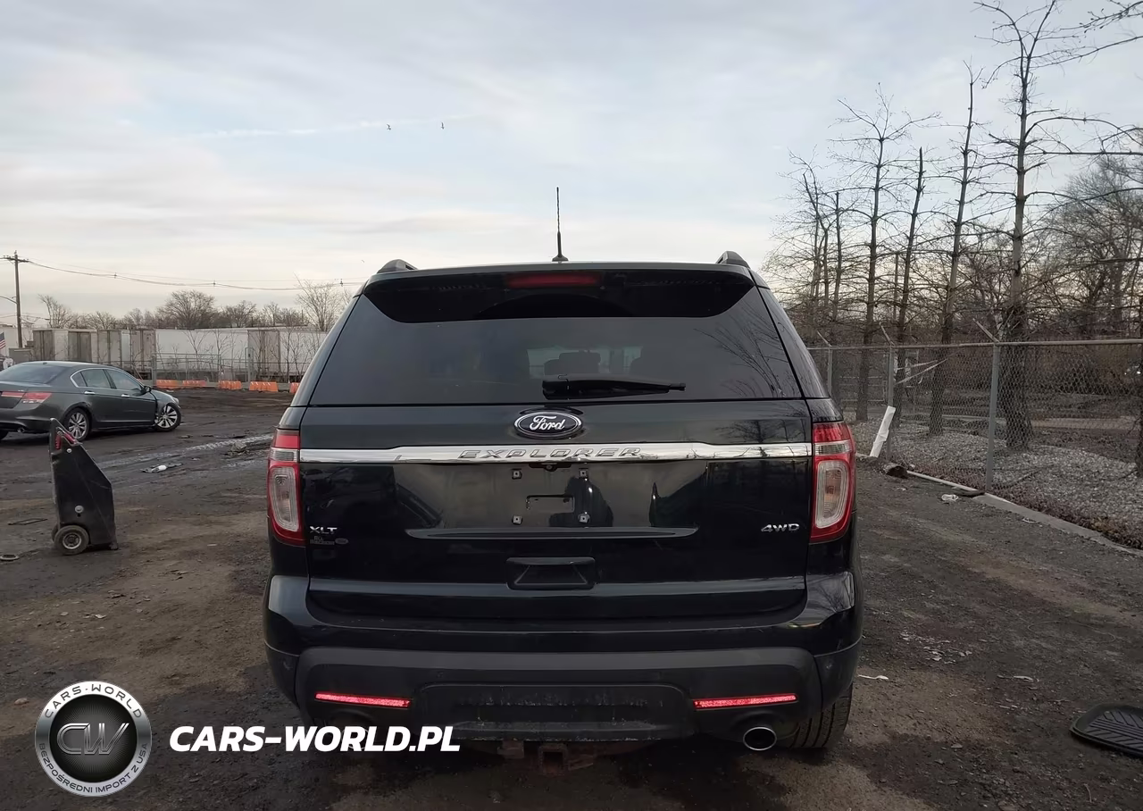 2015 Ford Explorer Xlt VIN:1FM5K8D81FGB54727 - 16
