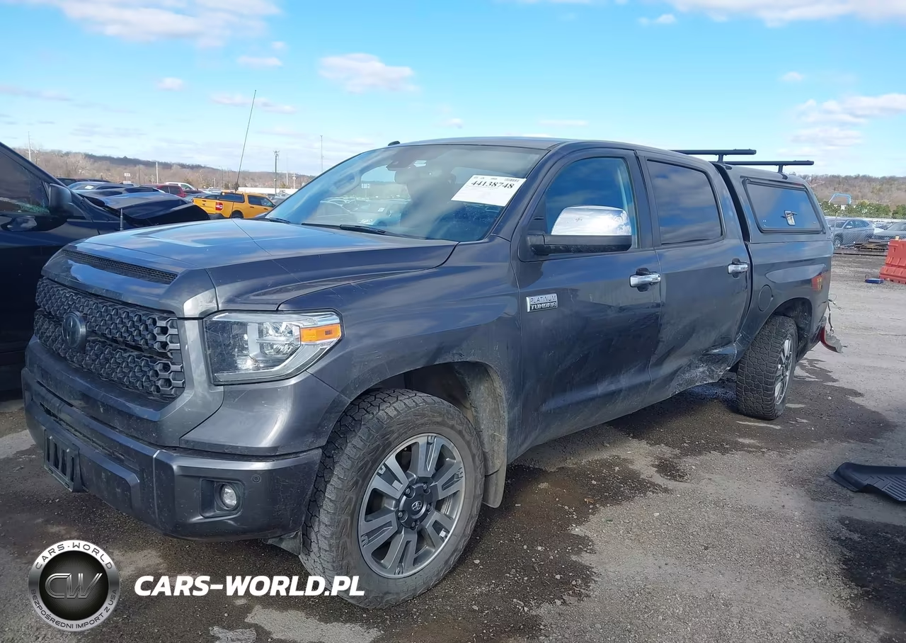 2018 Toyota Tundra Platinum 5.7L V8 VIN:5TFAY5F1XJX740674 - 2