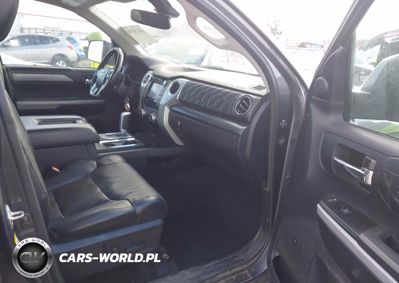 2018 Toyota Tundra Platinum 5.7L V8 VIN:5TFAY5F1XJX740674 - 5