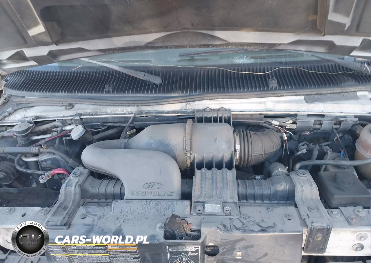 2000 Ford E-450 Cutaway Standard VIN:1FDXE45S0YHB17510 - 10