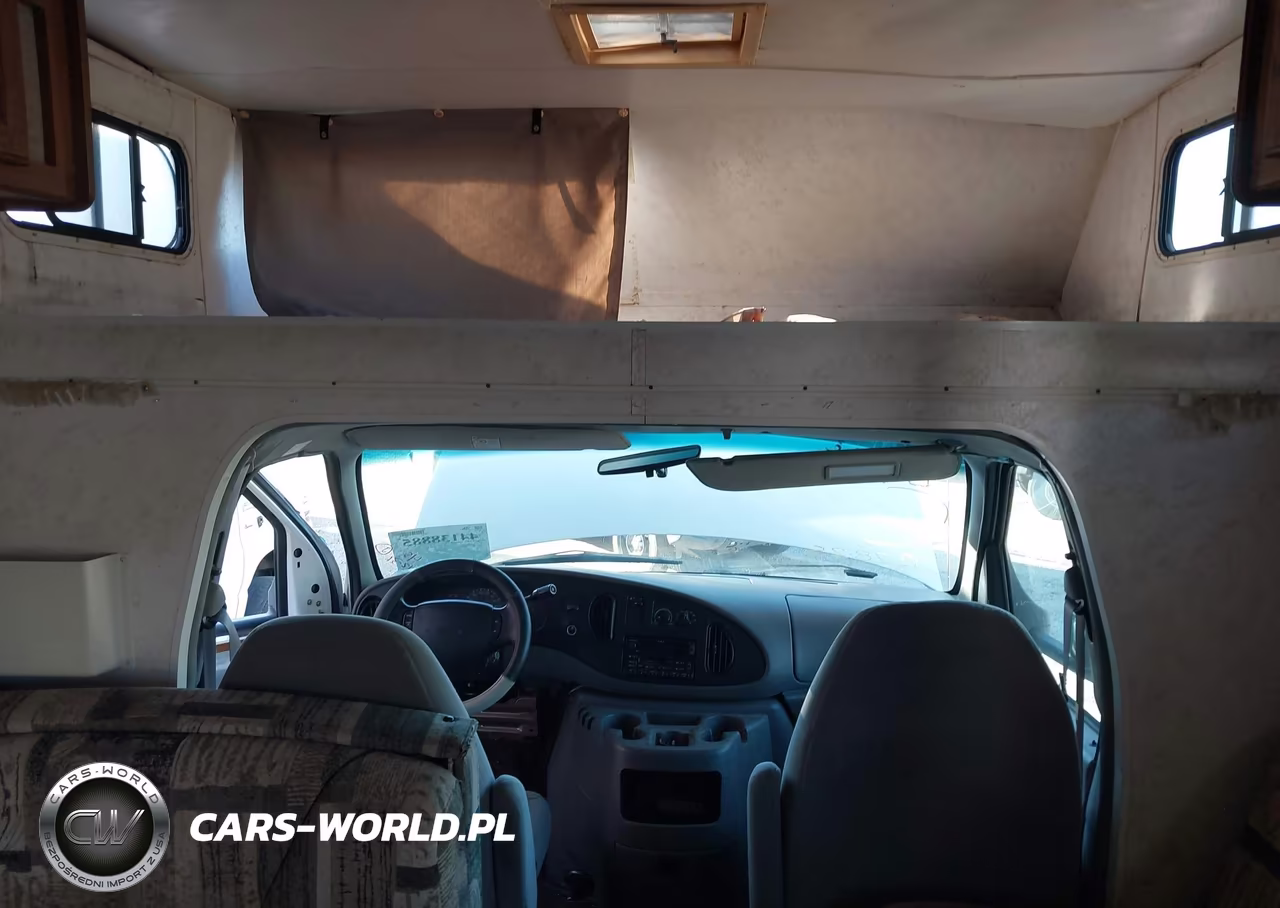 2000 Ford E-450 Cutaway Standard VIN:1FDXE45S0YHB17510 - 12