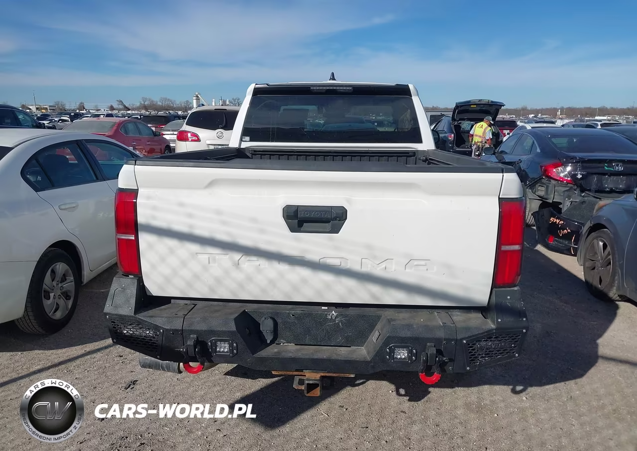 2025 Toyota Tacoma Sr VIN:3TYJDAHN5ST021204 - 15