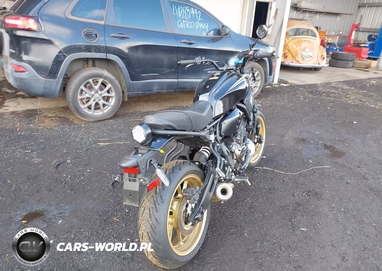 2023 Yamaha Mtm690 VIN:JYARM42Y5PA000632 - 4
